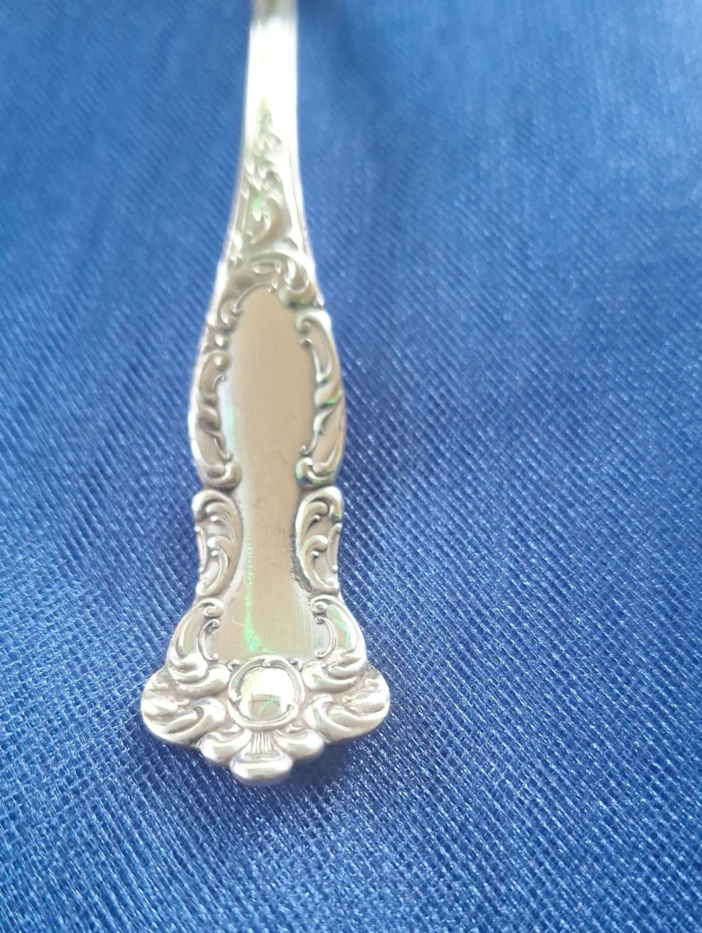 William Rogers & Son AA Ornate Silver Serving Spoon - Heart Bowl Design